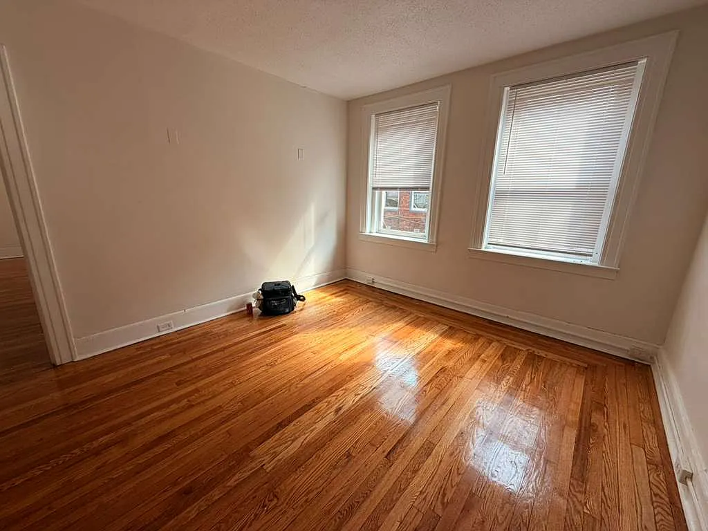3 bed, $1,750 — Photo 3