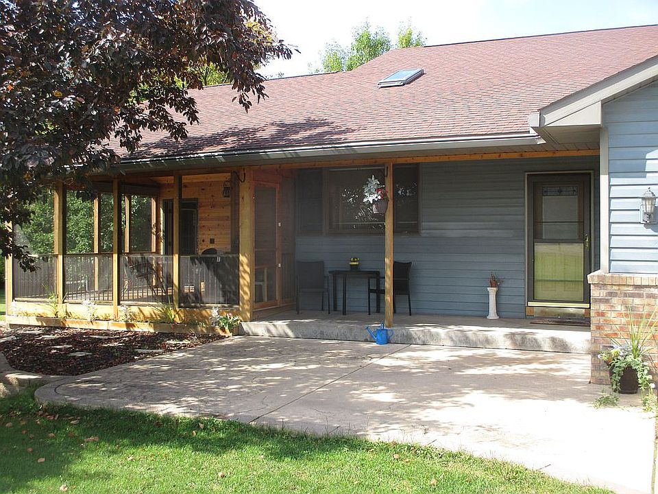 1st image of 854 McDiarmid Dr