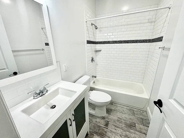 224 Niles St #2F — Photo 10