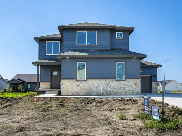 1535 NW Alderleaf Dr, Waukee, IA 50263