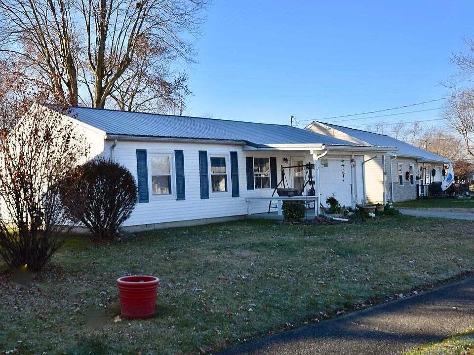 1st image of 1052 Richmond Ave
