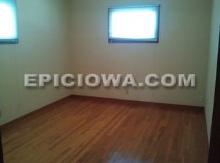 2912 Johnson Ave NW, Cedar Rapids, IA 52405