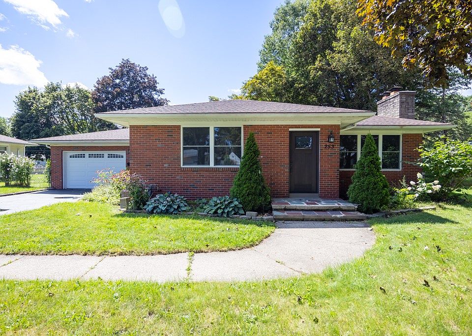 1st image of 253 Southampton Dr