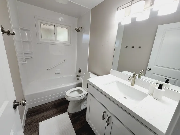 11148 S 2700 W — Photo 27