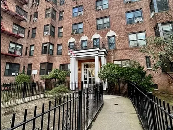 87-10 34th Avenue image 1 of 7