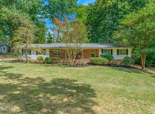 1804 Pinoak Ct, Knoxville, TN 37923