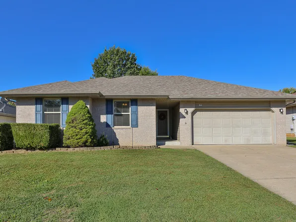 841 S Hazelnut Avenue, Springfield, MO 65802