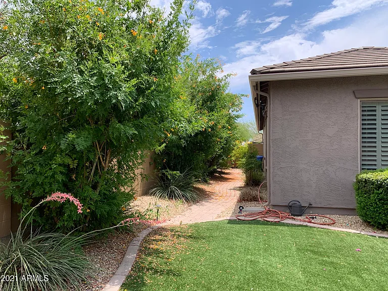 1608 W White Feather Ln — Photo 41