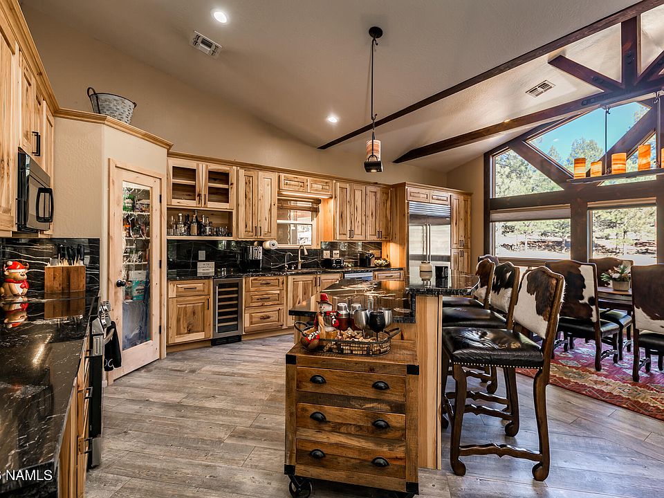 1st image of 7042 E Robin Hood Rd