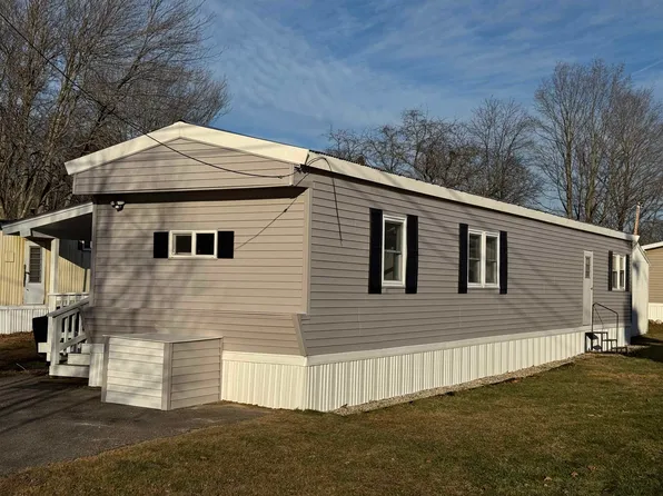 6 Strouts Park, Exeter, NH 03833