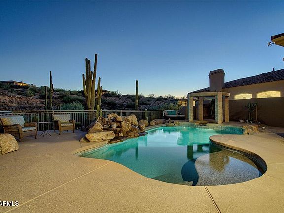 2nd image of 15929 N 111th Way
