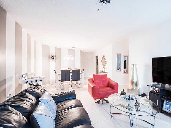 4th image of 5153 Floria Dr APT A