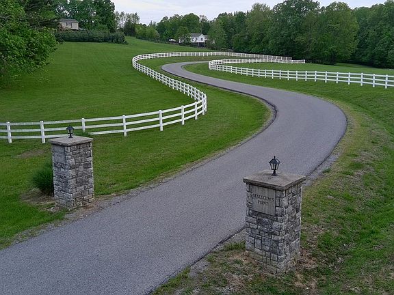 5th image of 14 Malcolms Point Rd