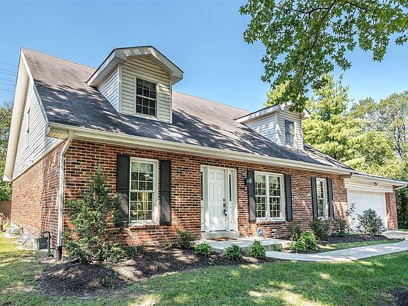 2nd image of 905 Fairlynn Ct