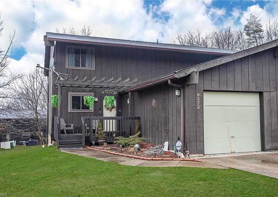 1st image of 9372 Sherman Ln #311