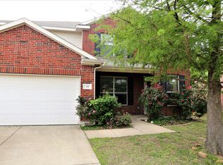 119 Long Prairie Dr, Forney, TX 75126