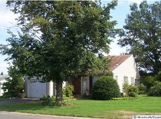 44 Birchwood Dr, Manchester Township, NJ 08759