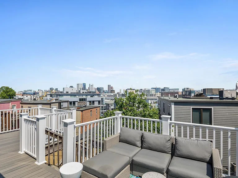 24 Emerson St #3 — Photo 18