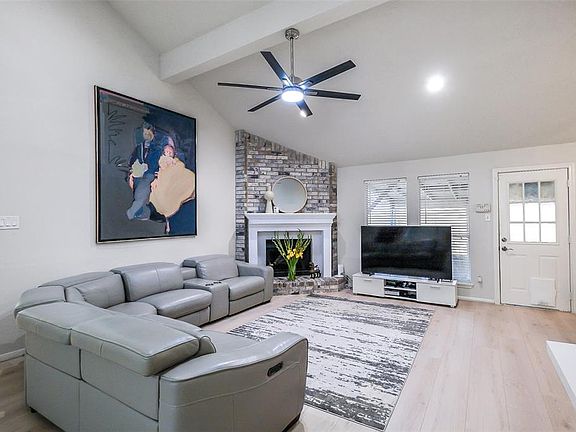 4th image of 3207 Kempwood Drive