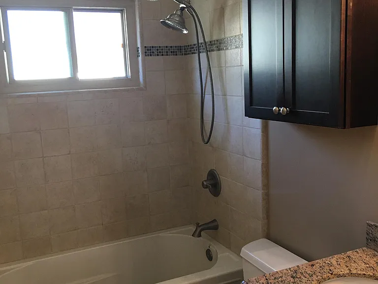 335 N 3rd St #4 — Photo 7