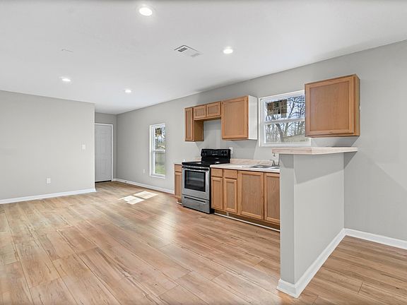 5th image of 3109 S Ringo St