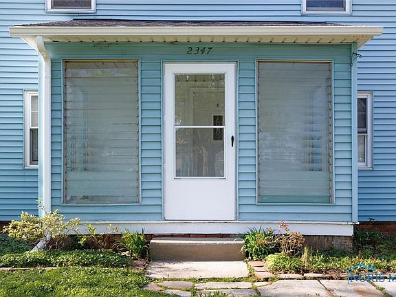 2nd image of 2347 Charlestown Ave