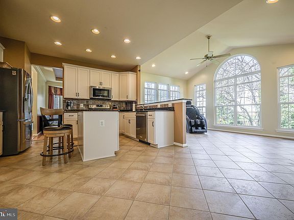 5th image of 5396 Gunston Hall Dr
