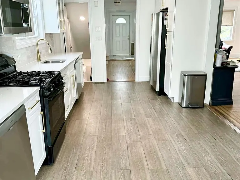 322 Westwood Rd — Photo 4