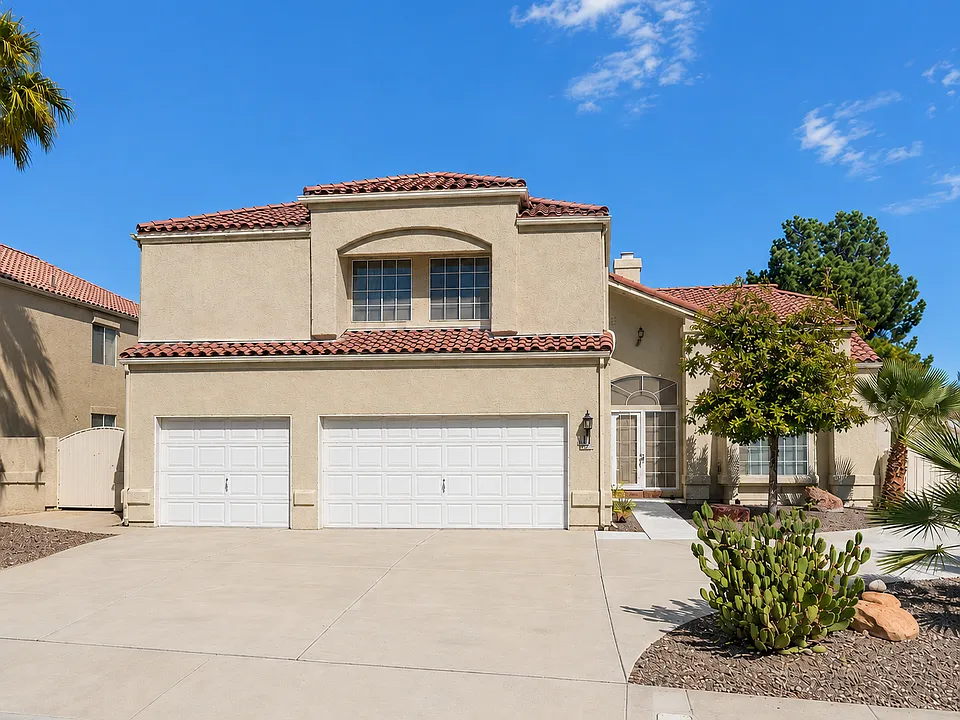 2605 Ashmoore Dr
