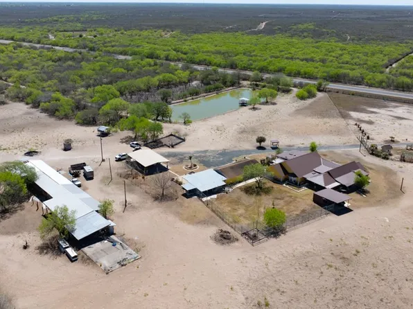 1202 Highway 44 Hwy W, San Diego, TX 78384