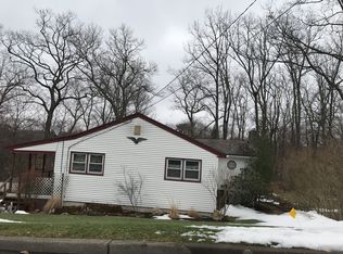 26 Millington Ave, Hewitt, NJ 07421