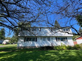 6379 Wells Dr, East Syracuse, NY 13057