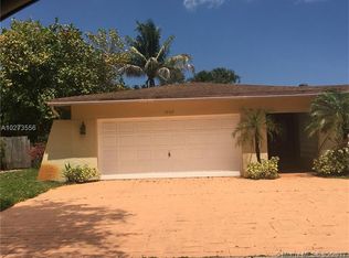 1960 SW 70th Ave, Plantation, FL 33317