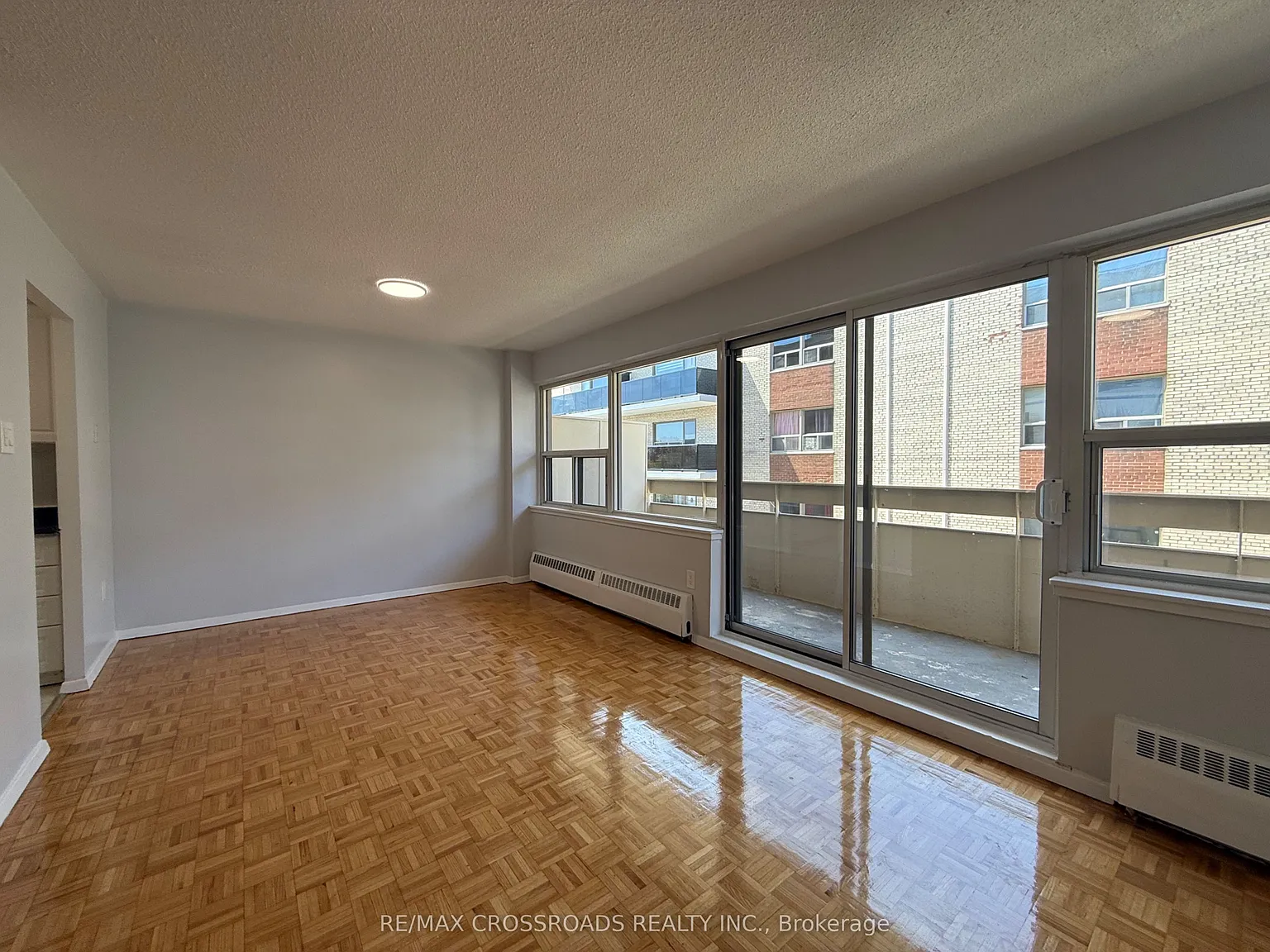 1 bed, $1,895 — Photo 2