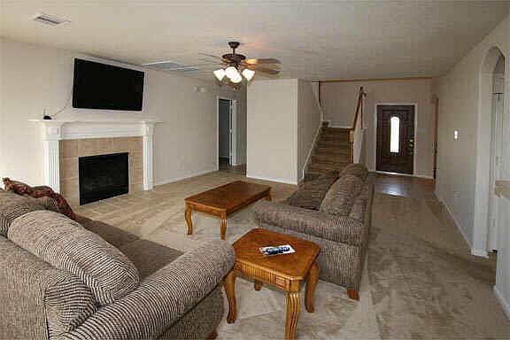4th image of 4203 Thyme Cir