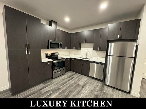 4th image of 1411-1414 Bella Rose Ln #3B-2Ba-1780Sqft