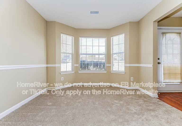 10761 Tara Village Way — Photo 3