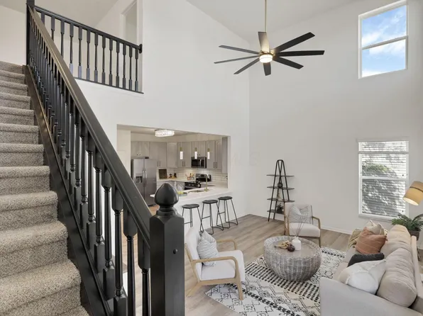 3907 Winding Path Dr, Canal Winchester, OH 43110