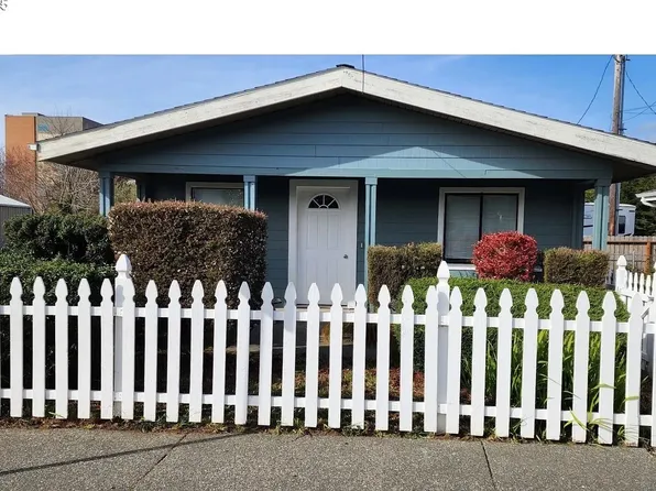 94237 6th St, Gold Beach, OR 97444