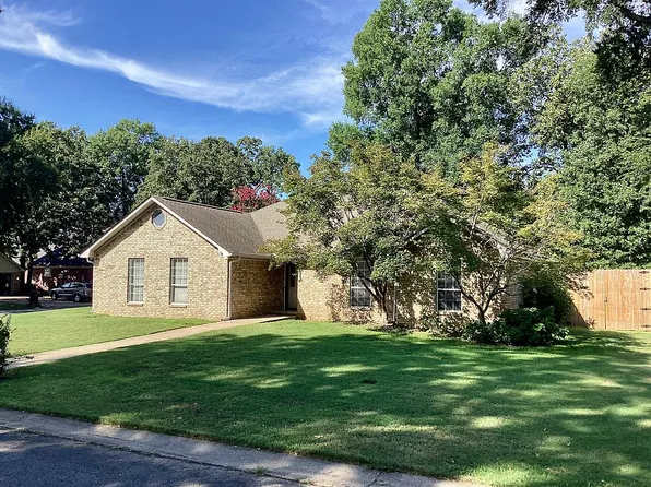 485 Whitney Woods Rd, Conway, AR 72034