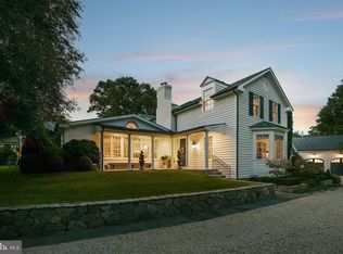 320 1/2 Mansion Dr, Alexandria, VA 22302