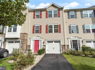 367 Latrobe Dr, Newark, DE 19702