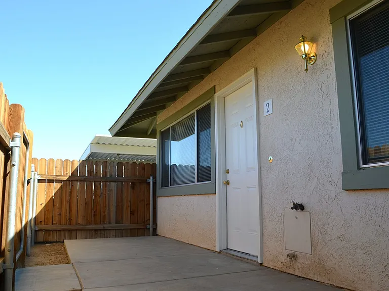 17502 Sequoia St — Photo 19