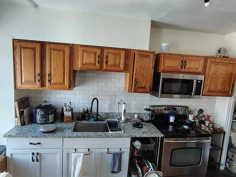 18 Scott Rd #TOWNHOME — Photo 4