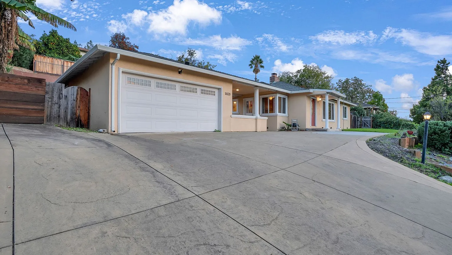 16120 Alum Rock Ave photo 1