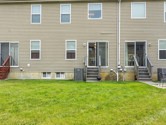 5th image of 849 Harbor Woods Dr