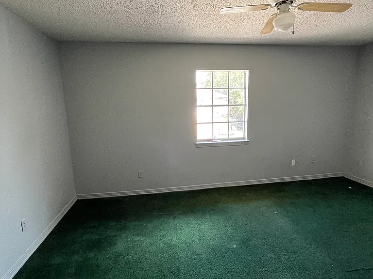 1537 London Cross Rd #D — Photo 20