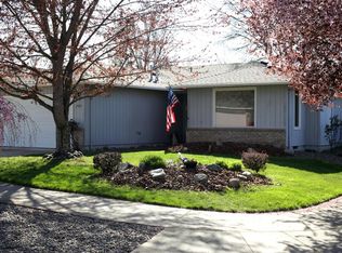 1902 Layla Dr, Medford, OR 97501