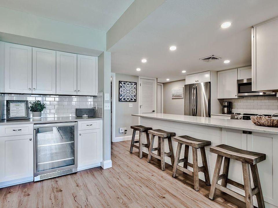 1st image of 510 Gulf Shore Dr Unit 107