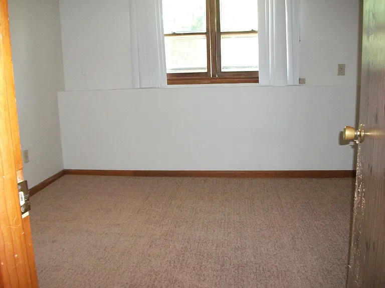 6463-65 Wells Drive — Photo 5
